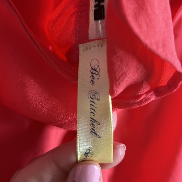 Tank top with back zipper - Picture 3 of 3